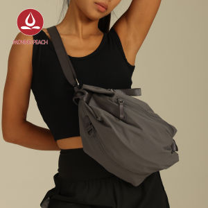 Moving Peach Sports Bag Separation of Dry and Wet Gym Backpack Outdoor Bag Crossbody Bag Adjustable Shoulder Strap Water-Repellent Fabric