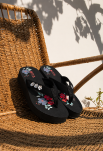 Dép quai kẹp Bitis nữ (35-40)
