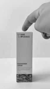CLEAR STOCK - Good Molecules Niacinamide Serum - 30ml