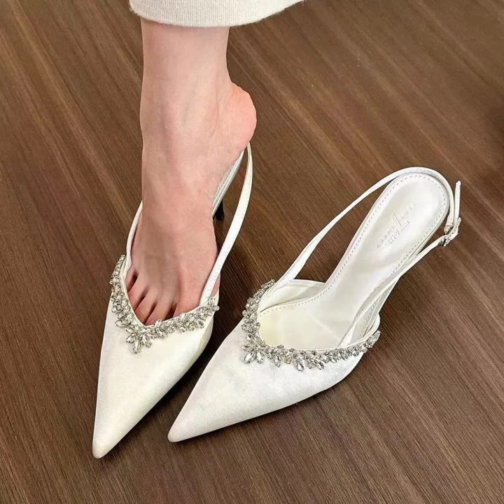 Gi%C3%A0y%20Sandal%20Cao%20G%C3%B3t%20M%C5%A9i%20Nh%E1%BB%8Dn%20Satin%20%C4%90%C3%ADnh%20%C4%90%C3%A1%20Sang%20Ch%E1%BA%A3nh%20%C4%90%E1%BA%BF%205cm%20D%C3%A1ng%20Slingback%20C%C3%B3%20Quai%20%C4%90i%E1%BB%81u%20Ch%E1%BB%89nh%20CG11%20%0ATaoladyshoes%20-%20Image%203