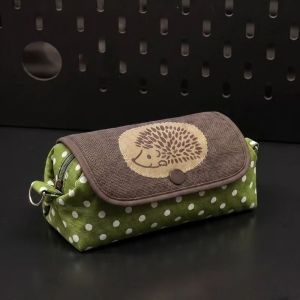 HELLOBBY High-Capacity Polka Dot Pencil Case Hedgehog Pattern Stain-Resistant Pencil Pouch Fashion Cartoon Cosmetic Bag Students