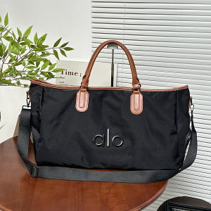 Vintage Olive Athleisure Weekend Bag Soft Nylon Multi Pocket Sports Workout Bag Ladies Daily Commute Yoga Shoulder Crossbody Bag