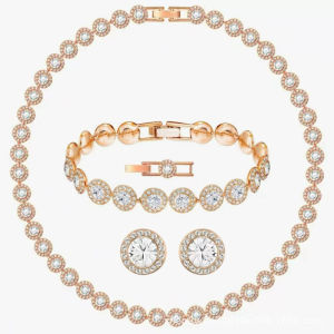 SWAROVSKI Womens Roman Style Necklace Bracelet Earnail Crystal