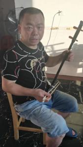 เครื่องดนตรี Erhu โรงงานขายตรงทรงกระบอกเด็กนักเรียนฝึกเล่นชุมชนผู้สูงอายุบันเทิงจัดส่งฟรี