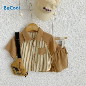 Bộ quần áo trẻ em sơ mi KẺ túi ngực cho bé kiểu Hàn Quốc hàng cộc tay mùa hè 10-27kg MOONHOUSE