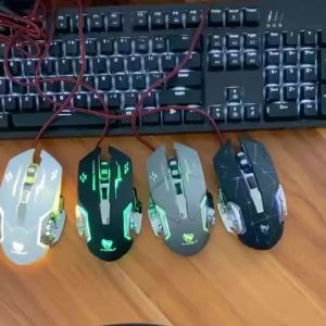 (HD1)T-WOLF Thunder Wolf V6 Gaming mouse for PUBG office use luminous wired mechanical six-button mouse