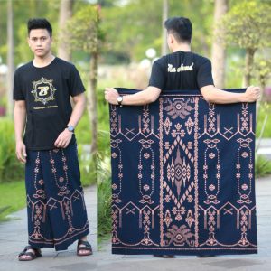 SARUNG BATIK PEKALONGAN PRIA DEWASA MOTIF KUBUS