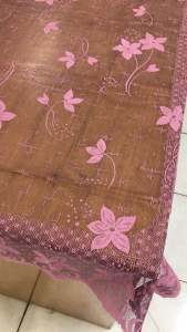 Taplak Meja Makan 6 Kursi 150 x 230 cm Bahan kain Polyester Tile TIPIS Corak Bunga Tulip Twotone Hitam Apricot Pink