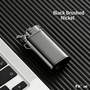 Lighter logam anti angin berkualiti tinggi Penampilan Sempurna Tiada Cacat. boleh digunakan berulang kali kuasa api boleh dilaraskan.