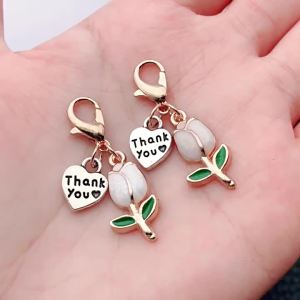 New ins Fresh and sweet oil-dripped daisy flower keychain creative handbag keychain accessory