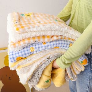 HGII ฤดูใบไม้ร่วงและฤดูหนาว อบอุ่นและอบอุ่น พรมแมวพรม รังแมวแมว การนอนการนอน สำหรับสุนัขแมวขนาดกลางขนาดเล็ก ผ้าห่มสำหรับสัตว์เลี้ยง แผ่นรองสุนัข ที่นอนลูกสุนัข อุปกรณ์สำหรับสัตว์เลี้ยง