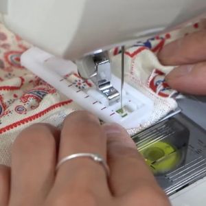 Button Hole Presser Foot Sewing Plastic Snap On Buttonhole Feet For Household Machines Accessories Parts Singer Brother Domestic