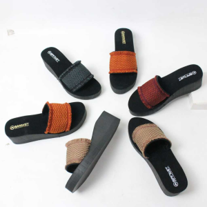 Sandal Wedges Wanita Dewasa Selop Rajut Turki Motif SRBT Terbaru