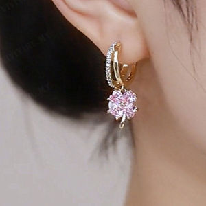 viviyihu Fashionable Elegant Zircon four-leaf clover pearl detox earrings Pink Crystal Pearl Ear Drop