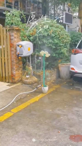 Hoa đầu phun tưới nước phun nước tưới hoa Rocking lắc đầu hoa nhảy múa phun nước vật liệu nhựa