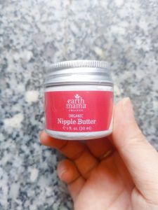 Kem bôi đầu ti cho mẹ sau sinhnứt cổ gà Earth Mama Organic Nipple Butter  mẫu mới