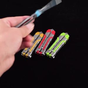蝴蝶刀无畏契约游戏周边RGX 11Z PRO显卡蝴蝶刀红色武器模型工艺品摆件