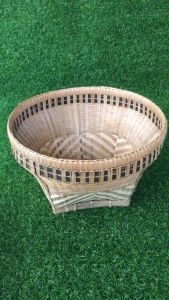 กระบุง ขนาดใหญ่ และ ขนาดกลาง