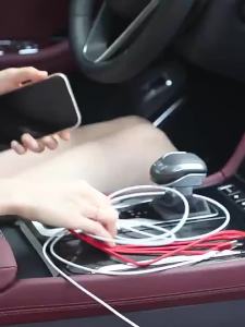 ที่ชาร์จรถยนต์โลหะใหม่ 100W สายชาร์จแบบยืดหดได้ ชาร์จเร็วสุด ที่จุดในรถยนต์