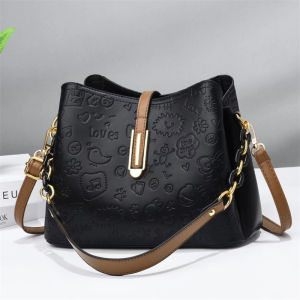 🌟 Women Handbag With Cute Embossed Pattern Large Capacity Chain Sling Bag女包印花大容量手提单肩斜挎包托特包日常清新通勤