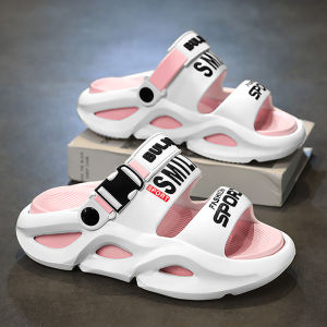 Dép bé trai hai đôi dép trẻ em 2025 Mới Mùa Hè Đế mềm chống trượt Giày đi biển trung và em bé lớn Mặc ra ngoài Xăng đan cho bé trai dép