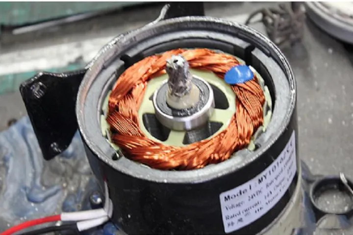 Motor%20Gi%E1%BA%A3m%20T%E1%BB%91c%20Gi%C3%A1%20R%E1%BA%BB,%20Motor%20Gi%E1%BA%A3m%20T%E1%BB%91c%20Xe%20%C4%90%E1%BA%A1p%20%C4%90i%E1%BB%87n%2012V%20Ch%E1%BA%A5t%20Li%E1%BB%87u%20%20H%E1%BB%A3p%20Kim%20L%C3%B5i%20%C4%90%E1%BB%93ng%20Monen%20L%E1%BB%9Bn%20T%E1%BA%A3i%20Tr%E1%BB%8Dng%20L%C3%AAn%20%C4%90%E1%BA%BFn%20300kg%20-%20Image%204