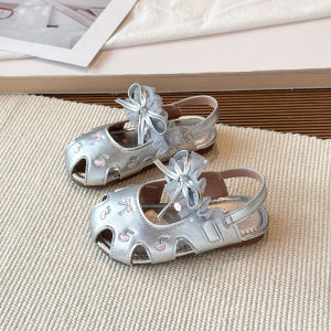 Summer Girls Sandals Delicately Embroider Flower Lace Childrens Casual Sandals Close Toe Soft Leather Little Kids Shoes J05238