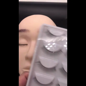 Lash Mannequin Head Practice Training Head Practice Lash Training Eyelash Tool Cosmetology Doll Face Head Easy to Clean
