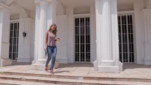 Womens Sleeveless V Buttoned Collar Cardigan Knitted Shawl Sweater Lightweight Fan-Shaped Vest Open Front Cardigan