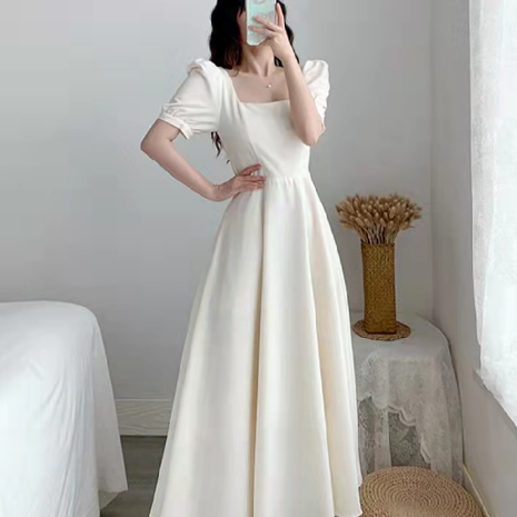 Maxi hotsell dress putih