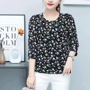 Printed Floral T-shirt Womens Spring New Long Sleeve Tops Middle Aged Mom Casual Printed Thin Bottoming Shirt