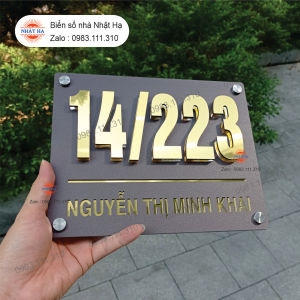 BIỂN SỐ NHÀ Alu Gương Vàng + Mica Ghi sần Số nổi 1cm Ngoài trời sang trọng.