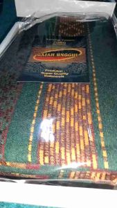 Sarung Murah Cap Gajah Unggul Motif Dobby