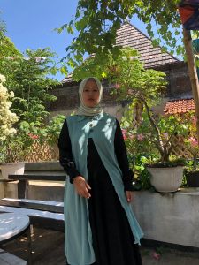 Cardigan Kancing Ceruty Baby Doll / Outer Ceruty Babydoll / Cardigan Tanpa Lengan / Outer Wanita Model Kancing / Rompi Wanita