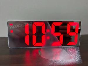 (0712) LED Digital Alarm Clock (Time/ Date/ Temperature/ Alarm) POWER: Battery Or Usb Plug Operated