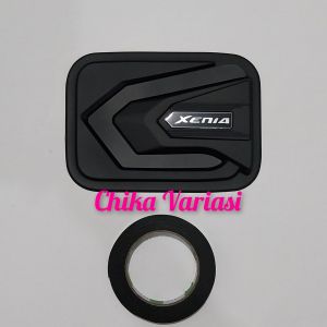 Tank Cover Tutup Tangki Bensin Mobil Daihatsu All New Xenia Tahun 2012-2021 Warna Hitam Doff List Merah Carbon Black