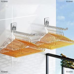 [COD] FUSHI0 Linh hoạt treo tường móc lưu trữ không gian tiết kiệm có thể gập lại quần áo giá treo Windproof chống trượt tổ chức