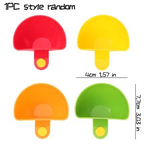 4Pcs Multi-purpose Innovative Kitchen Clip-On Bow Plate Seasoning Dish and Multi-Purpose Salad Dressing Container Sauce Dish Clips