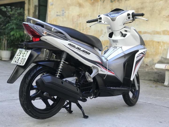 B%E1%BB%99%20tem%20b%E1%BA%A3n%20to%203%20l%E1%BB%9Bp%20d%C3%A1n%20xe%20Airblade%20%C4%91%E1%BB%9Di%202011-2012%20-%20M%C3%A0u%20%C4%90en%20tr%E1%BA%AFng%20-%20Image%203