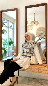 Laysa Blouse - Blouse Tenun/Tenun Kerja Wanita/Tenun Kombinasi/Outer Tenun