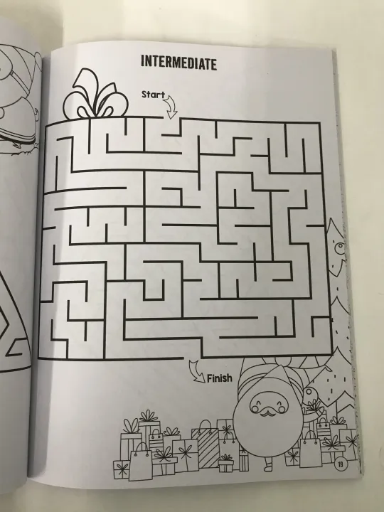 Christmas%20Colouring%20&%20Maze%20Activity%20Book%20For%20Kids%20-%20Image%207