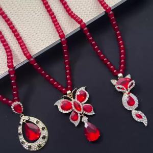 Vintage red crystal necklace versatile and stylish suitable for autumn and winter long pendant necklace clothing accessory