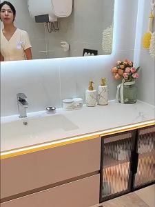 Toilet Paper Holder Intelligent Aromatherapy Toilet Tissue Toilet Paper Storage Rack Roll Up Paper Boxes Bathroom accessorie