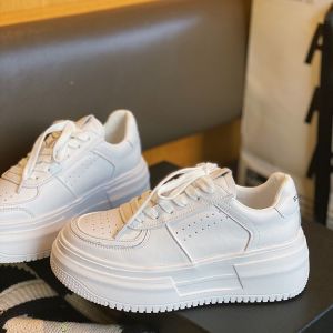 YYTRTRW Korean Fashion White Rubber Sneakers for Women Thick bottom Increase height shoes for girl
