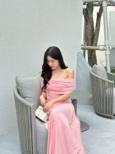 NOOZZSHOP 6211548 แม็กซี่เดรสผ้ายืด ปาดไหล่ชุดไปงาน