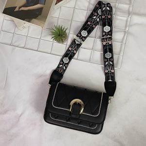 Sling Bag Chava Tas Selempang Wanita