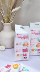 Hộp 20 gói Khăn giấy ướt Gumi Mini tiện lợi không mùi bỏ túi tiện lợi