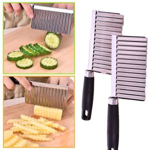 Stainless Steel Crinkle Cutter – Wavy Vegetable Chopper and Corrugated Slicer Knife for Potatoes and French Fries