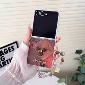 Ốp lưng da hoạt hình dễ thương Z Flip 7 thiết kế cổ điển phối màu kim cương hình đầu ốp bảo vệ điện thoại Samsung Galaxy Z Flip7 chống rơi bền chắc làm từ nhựa cứng PC kèm dây đeo hạt-152c4c8b
