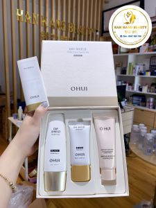 [CHÍNH HÃNG]Set Kem chống nắng nâng tone Ohui Day Shield Perfect Sun Special Set Black SPF50/PA++++